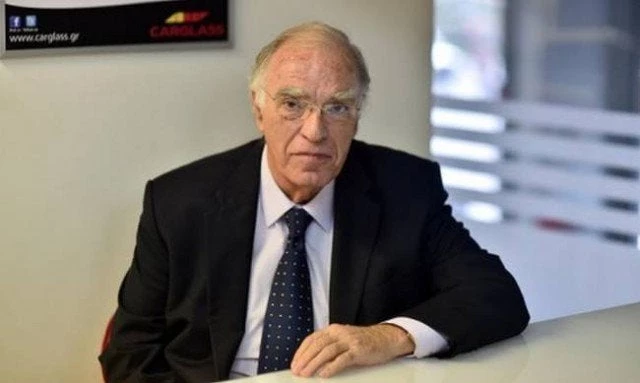 Ένωση Κεντρώων: Να ρίξει την κυβέρνηση ο Καμμένος